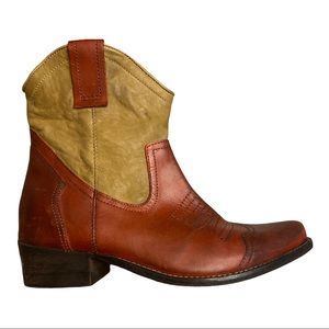 MIA Red Tan Distressed Cowboy Booties Size 7.5"